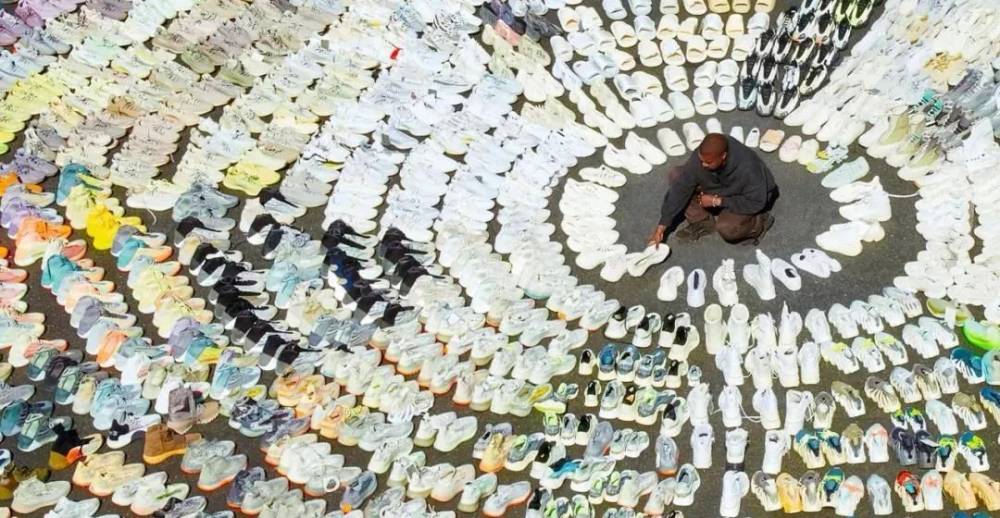 Yeezy 350v3曝光：重启榮耀之門的金鑰匙？