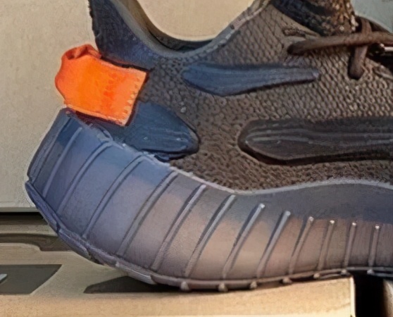 Yeezy 350v3曝光：重启榮耀之門的金鑰匙？