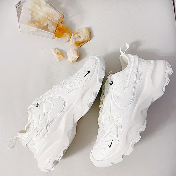 Nike TC 7900 版型突破傳統,締造絕佳穿著體驗 Nike TC 7900 版型