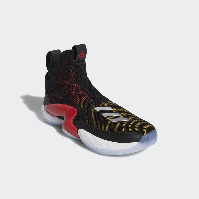 新一代 adidas 无鞋帶籃球鞋新配色曝光！天足中底再現