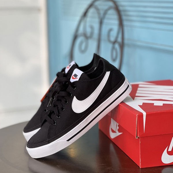 舒適與時尚的完美融合:探索Nike Court Legacy Canvas的用戶評價 Nike Court Legacy Canvas評價