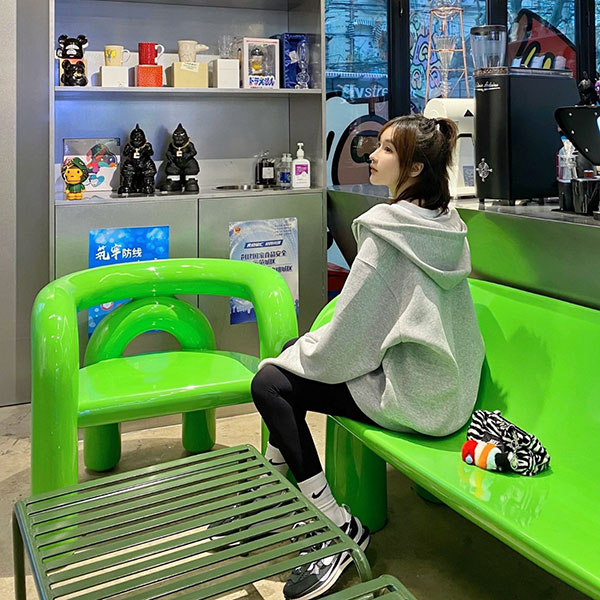 Nike Sacai哪裡買?購買最新款Sacai合作鞋款的指南 Nike sacai哪裡買