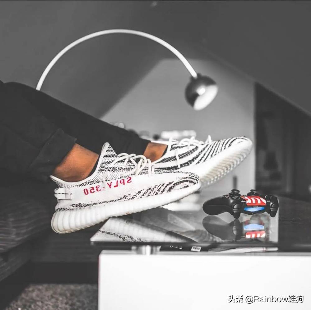 万万没想到 年年夏天都瘋漲的 Yeezy 350 今年我能随便挑