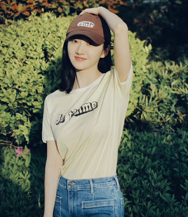 EMIS 帽子穿搭