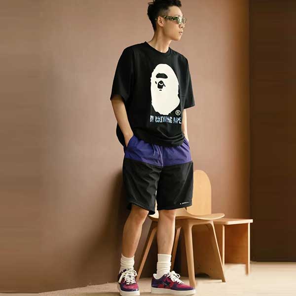 BAPE T恤穿搭