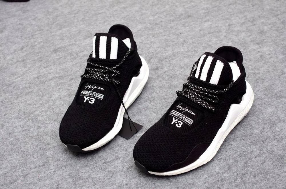 最高級的BOOST？阿迪达斯之Y-3 Saikou