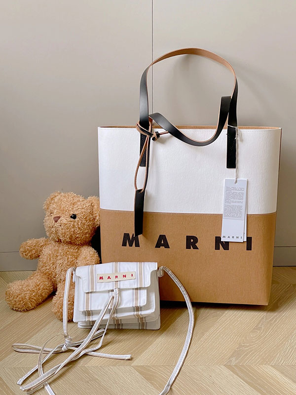 Marni 包