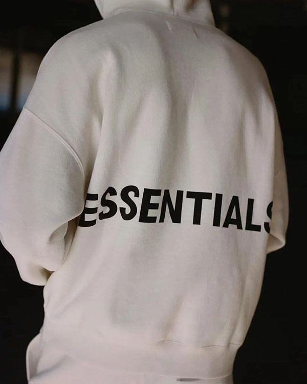 ESSENTIALS家居街头风是一种什麽体验？