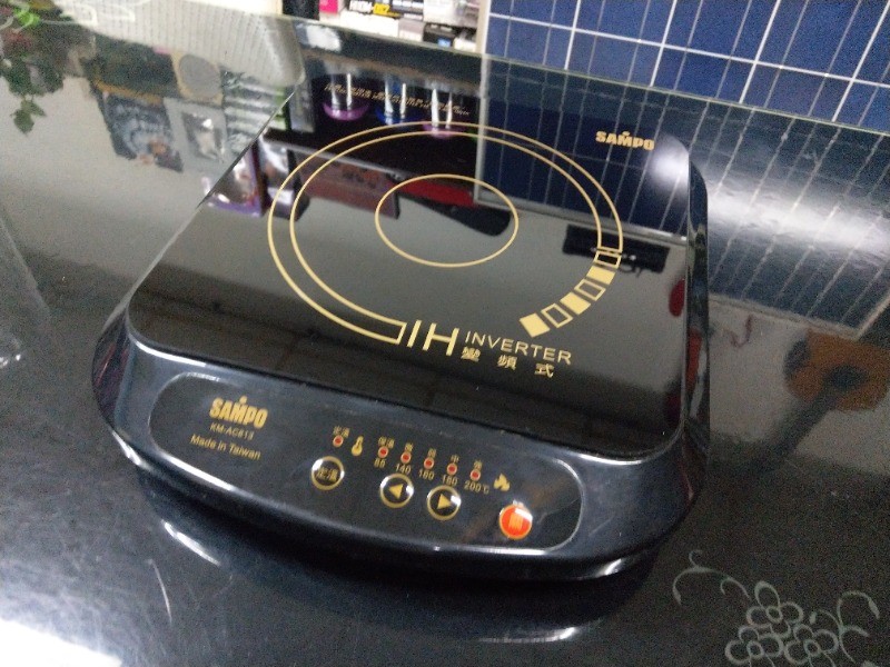KM-AC813 變頻式電磁爐不過電
