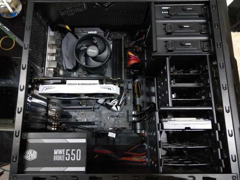 ROG STRIX B350-F GAMING win10 無法啟動，改 win7