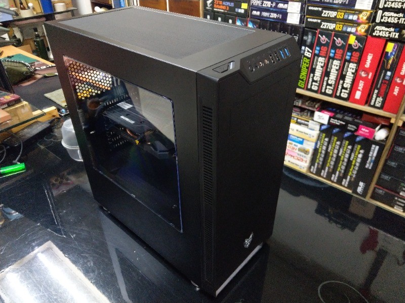新組裝工業設計用電腦